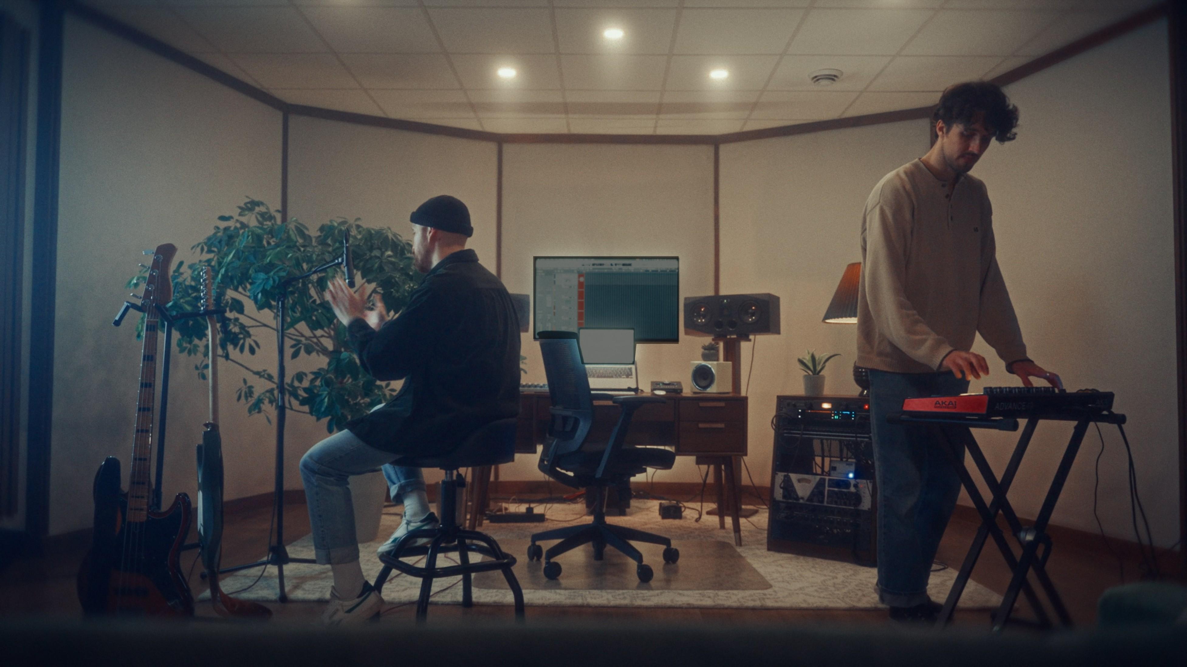 Console de mixage professionnelle au Studio Balance à Québec